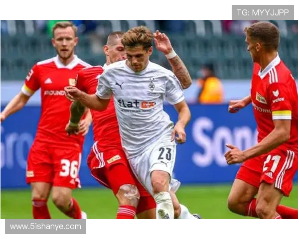 谢什科头槌如炮击破水晶宫强势 谢什科头槌如炮击破水晶宫强势